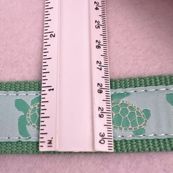 LL Bean Women’s D-Ring Belt Sea Turtle Print Size XS-S Mint Green Casual - Picture 11 of 12